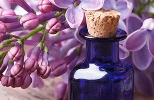 Tincture of lilac flowers to wipe the patient's nails